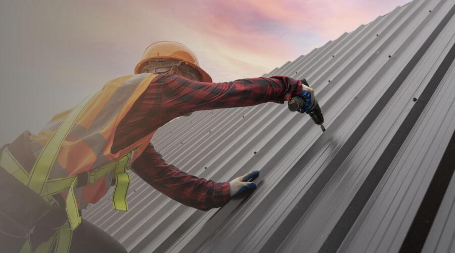 Professional gutter cleaning in Abrams, WI